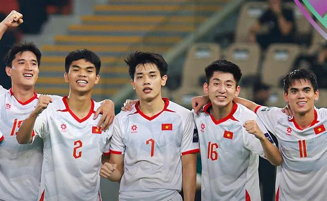 Phân tích chuyên sâu trận đấu bóng đá